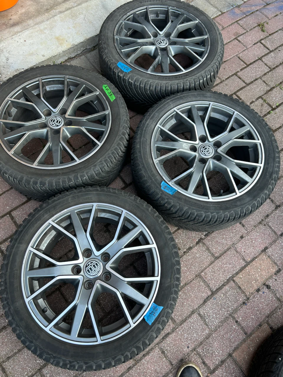 Set of 4 ASW Alloy Wheels with Tires