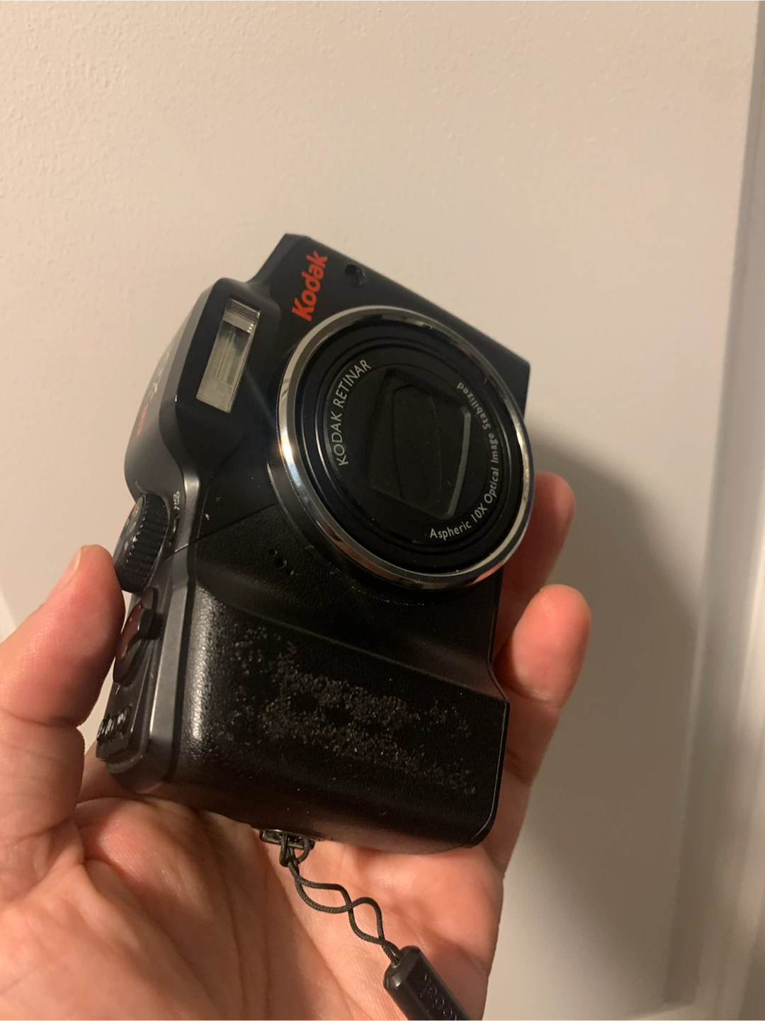 Kodak EasyShare Z915 Digital Camera - photo 2