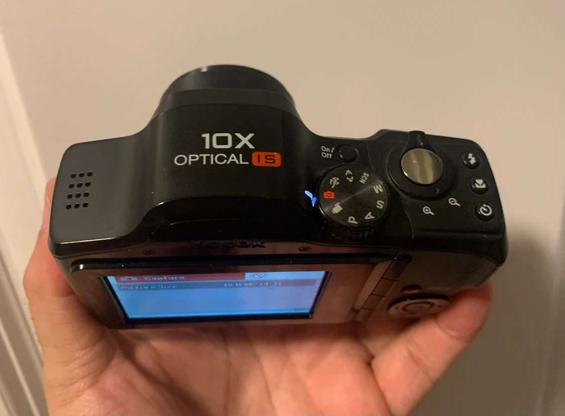Kodak EasyShare Z915 Digital Camera - photo 4