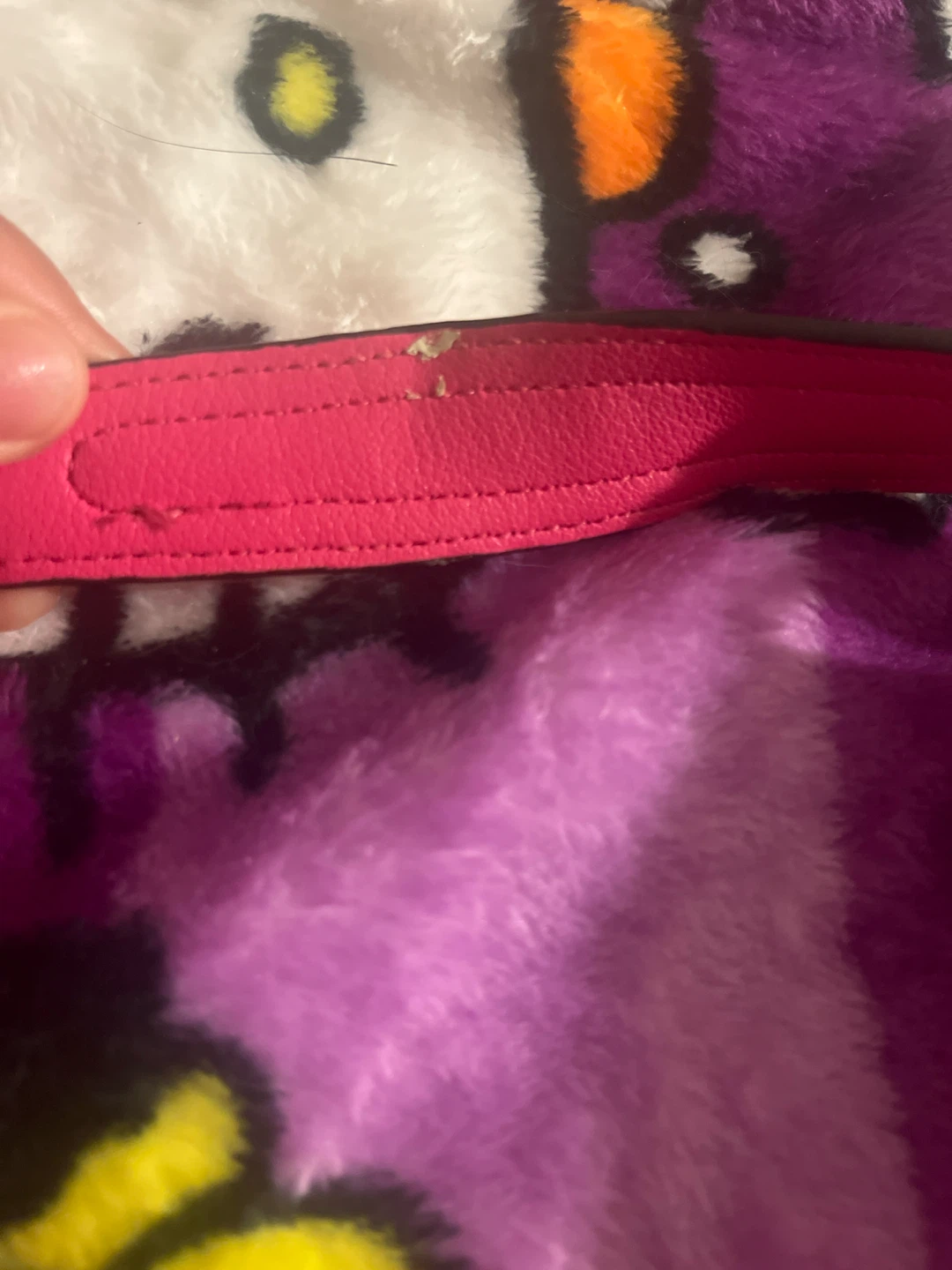 Juicy Couture Pink Shoulder Bag with Hello Kitty Charm - photo 3