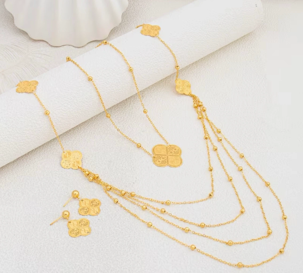 Gold Clover Necklace and Earring Set - photo 2