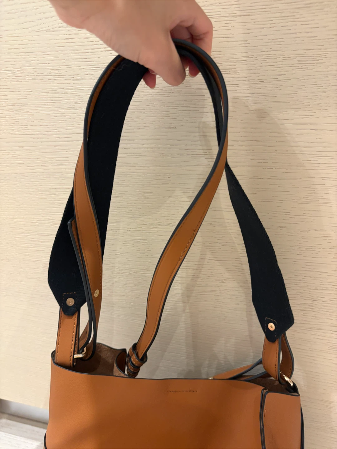 Simons Brown Leather Tote Bag with Pouch - photo 3