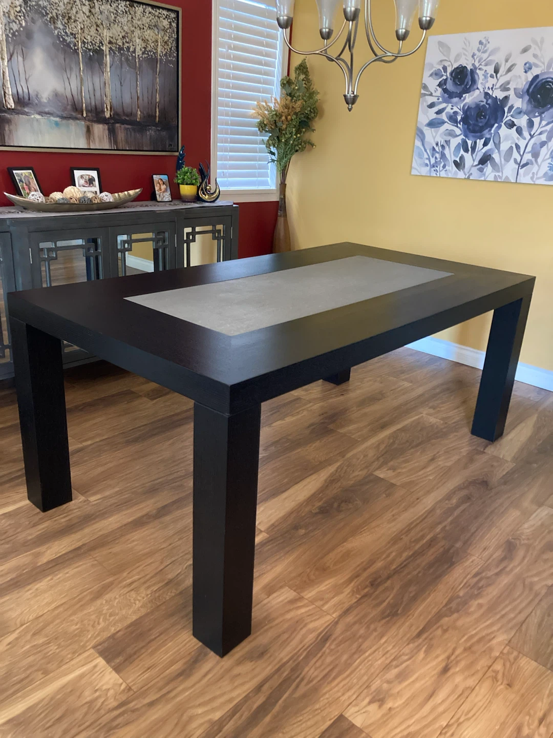Dining room table