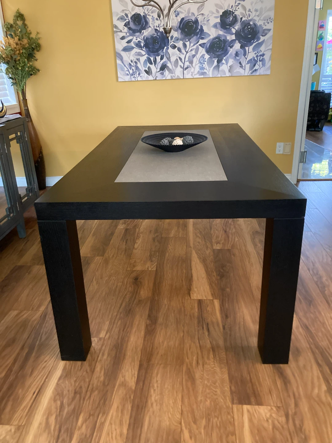 Dining room table - photo 3