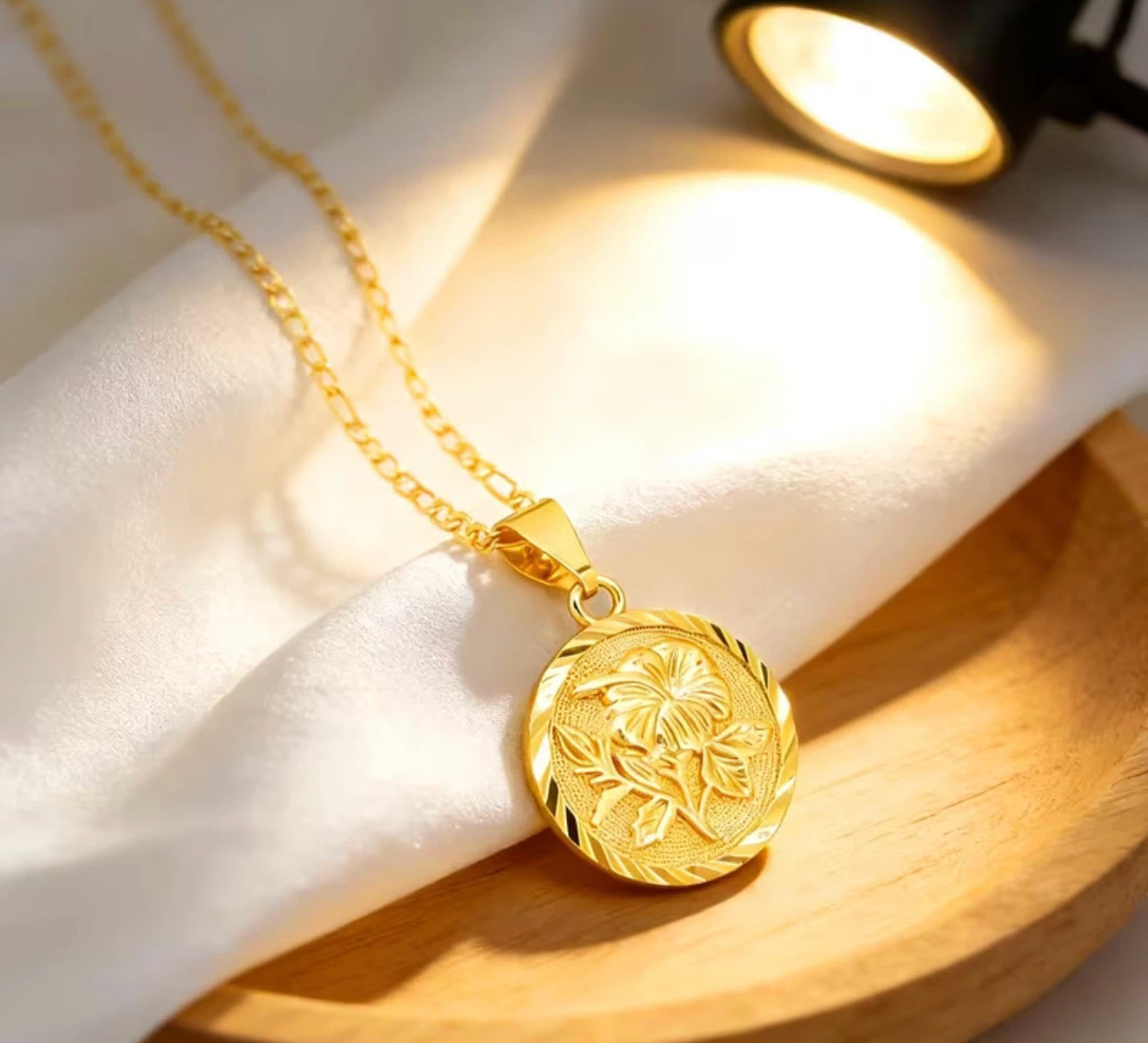 24K Gold Plated Pendant Necklace - photo 2
