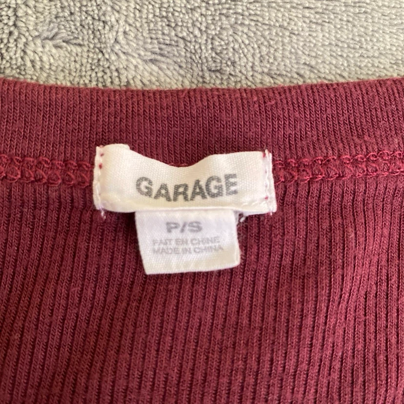 Garage Ribbed Short Sleeve Top - Burgundy - P/S - photo 3