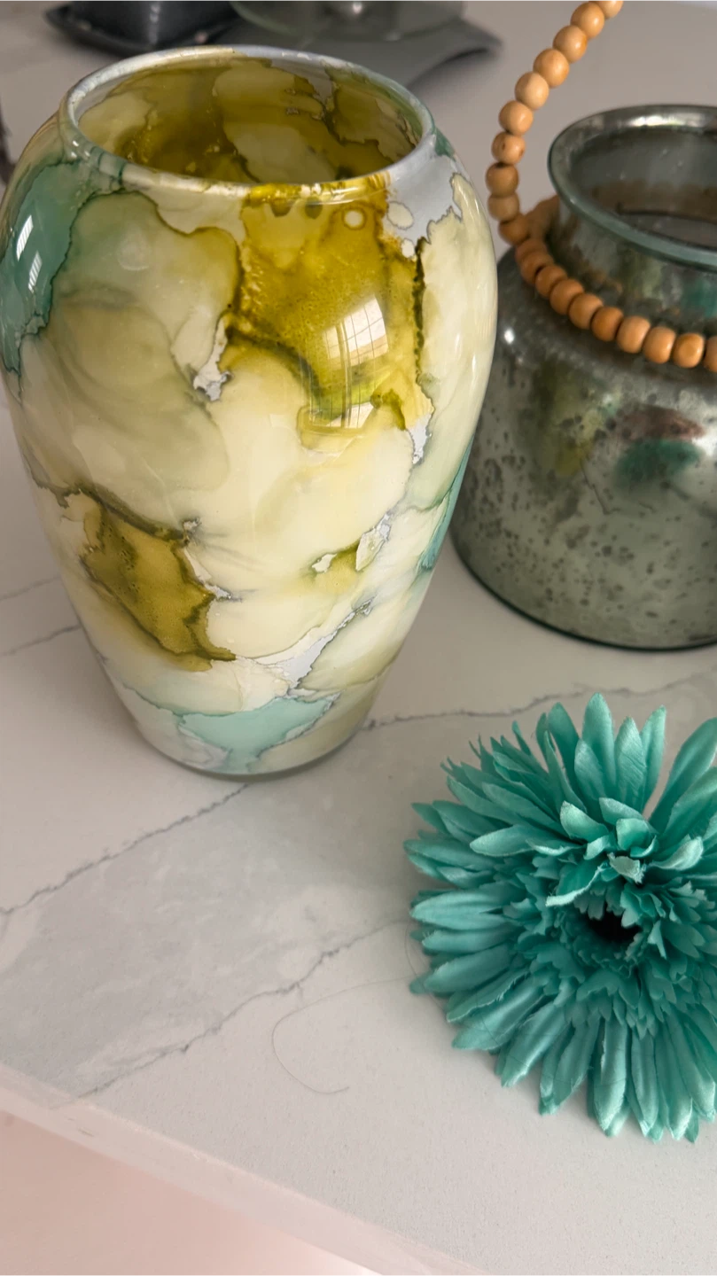 Decorative Vase with Marbled Finish - photo 4