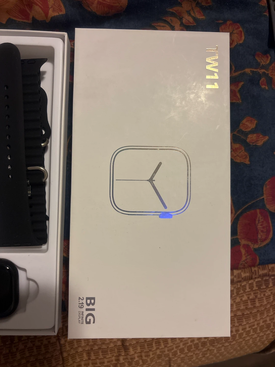 TW11 Smartwatch with 2.19" Display