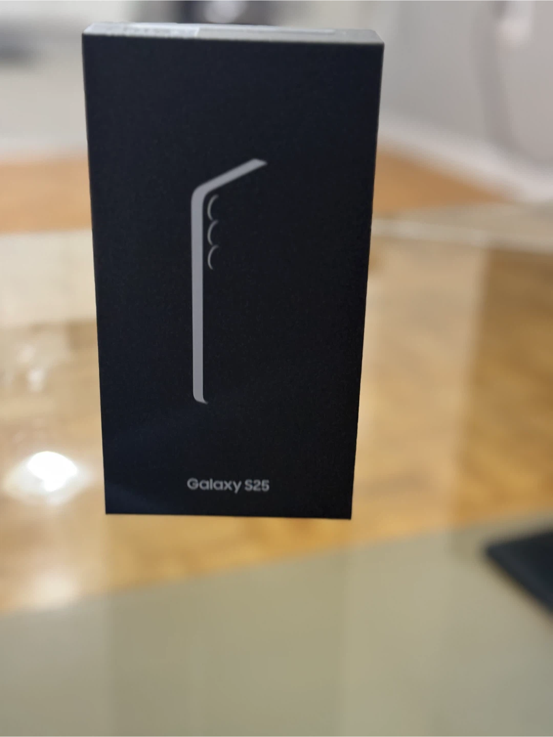 Samsung Galaxy Watch8, Galaxy S25, and Galaxy Tab A9+ 5G Bundle - photo 4
