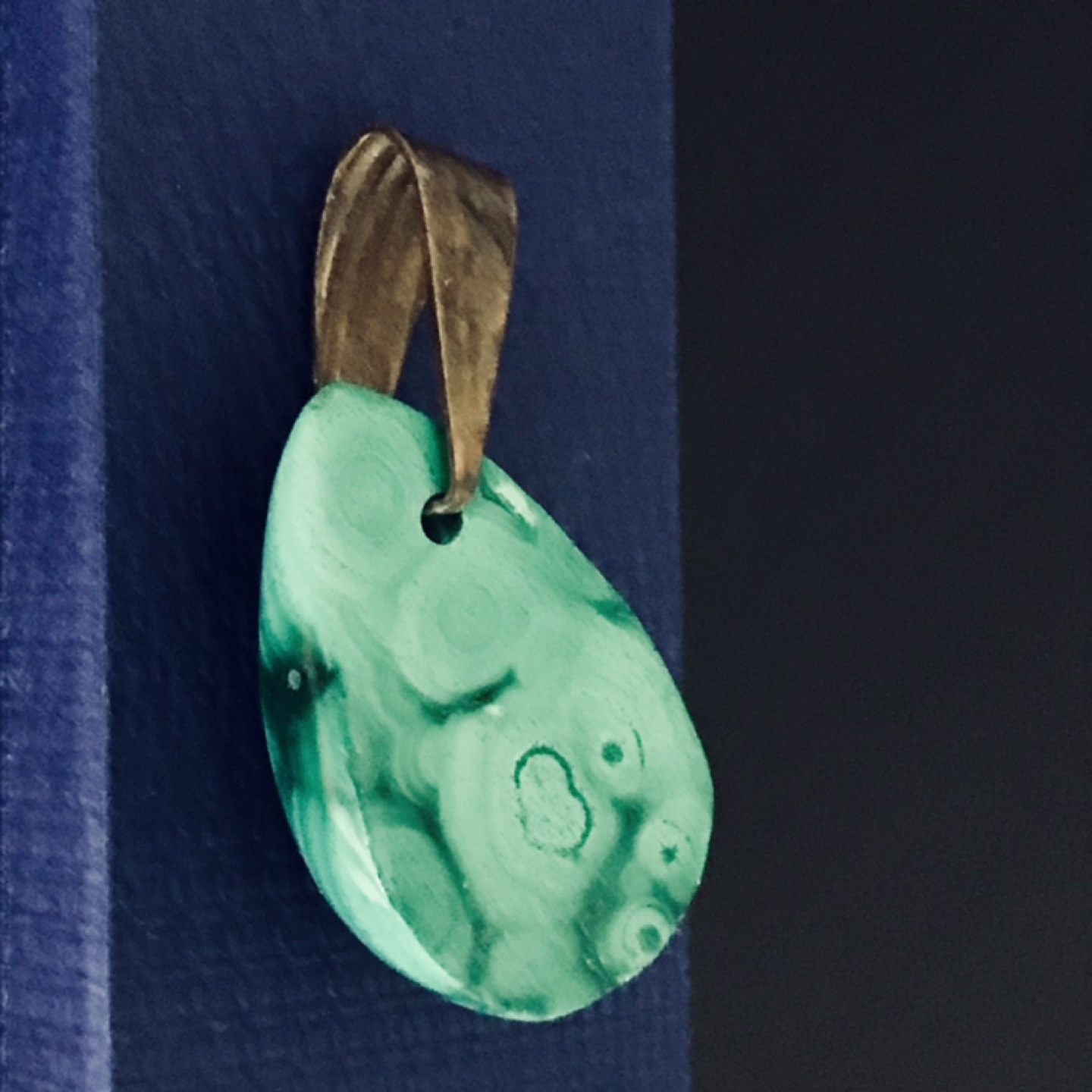 Pure Malachite Teardrop Pendant (Jewelry) - photo 2