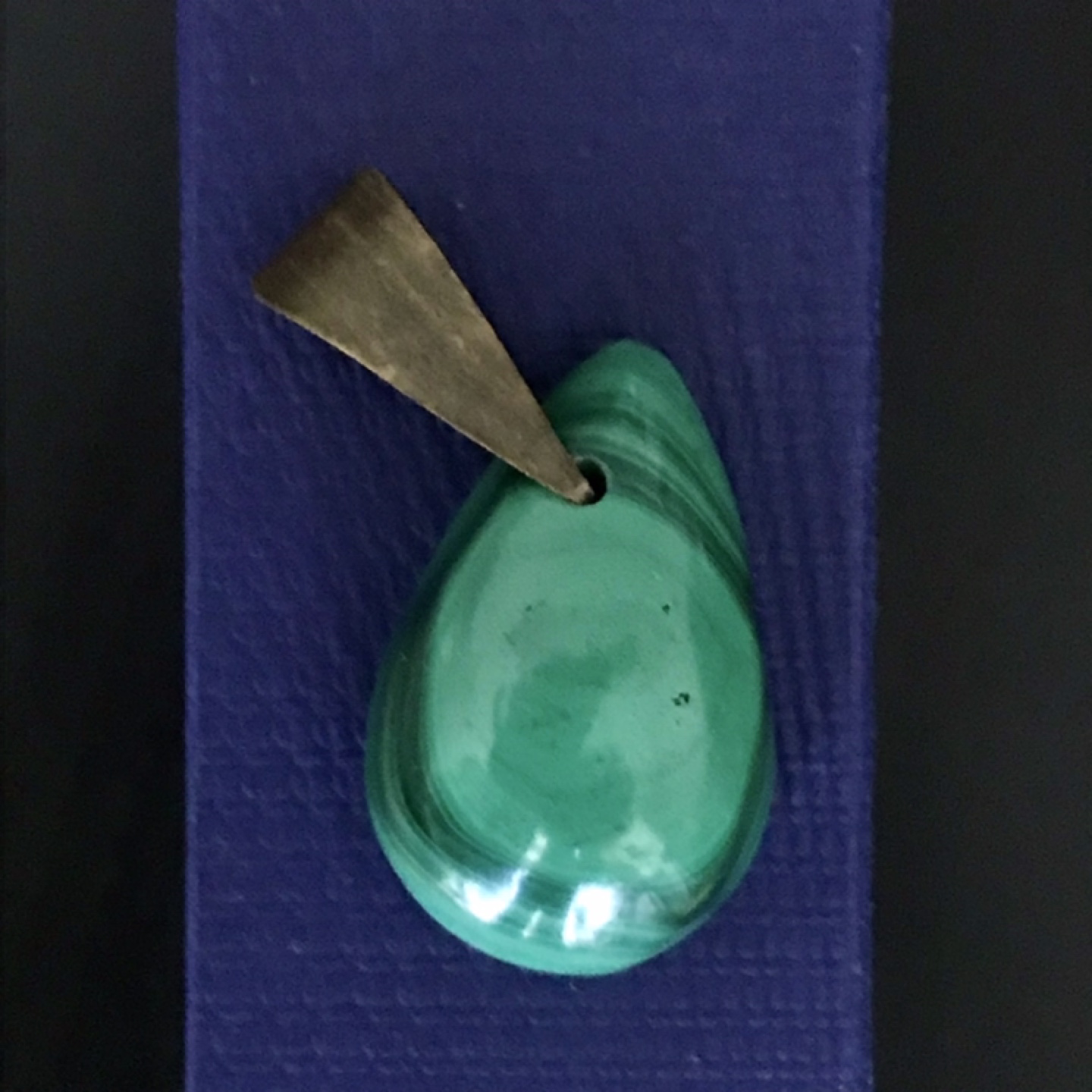 Pure Malachite Teardrop Pendant (Jewelry)