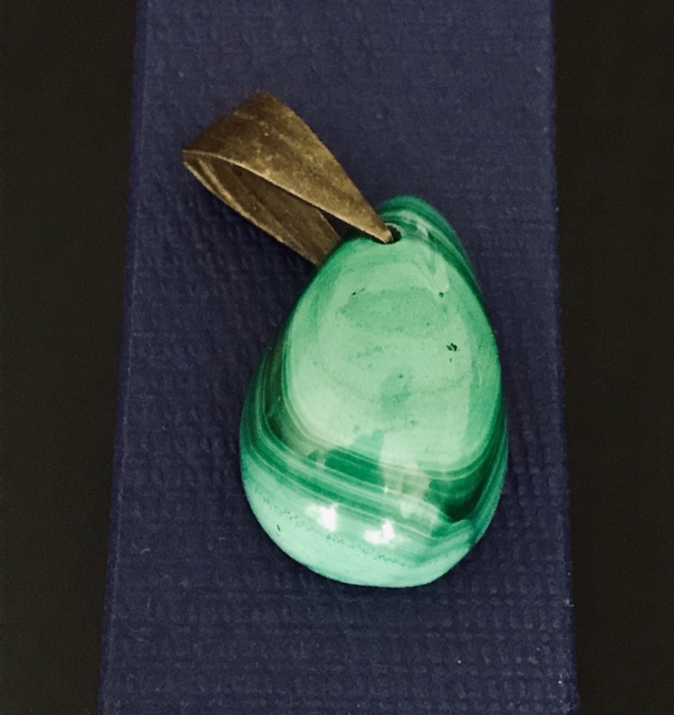 Pure Malachite Teardrop Pendant (Jewelry) - photo 4