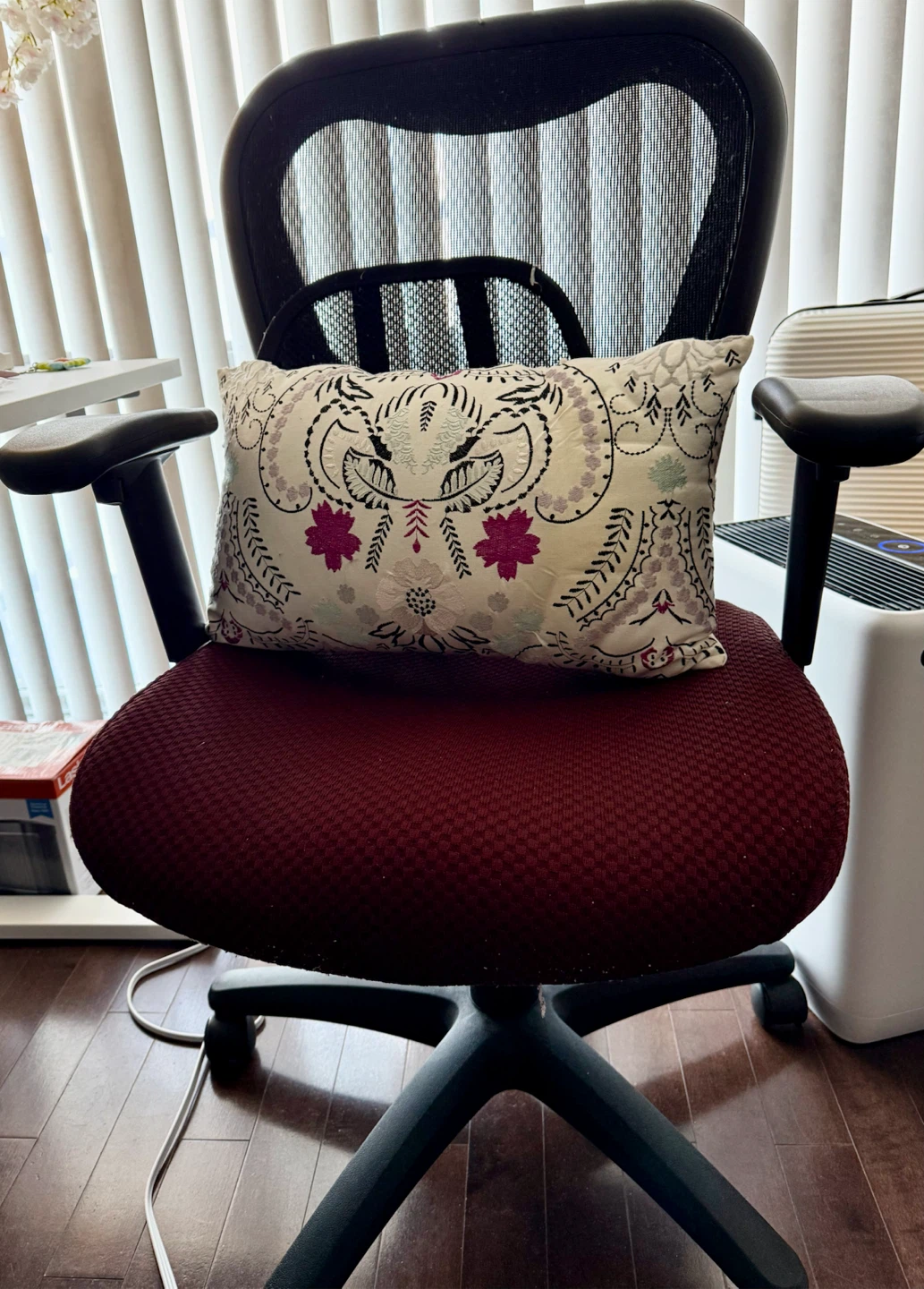 Ergonomic Mesh Office Chair - photo 3