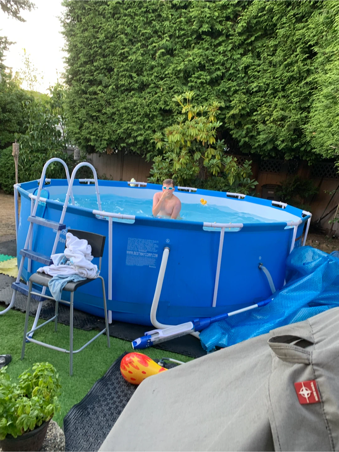 BESTWAY STEEL PRO MAX Above Ground Pool