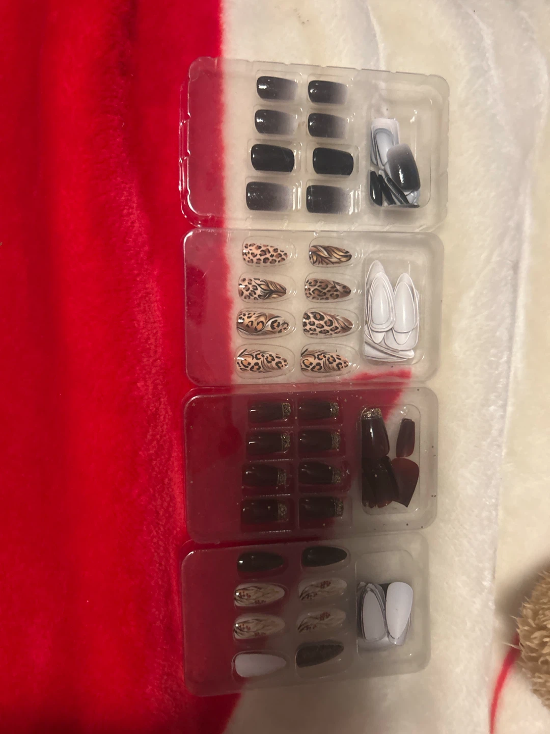 Assorted Press-On Nails (4 Styles)