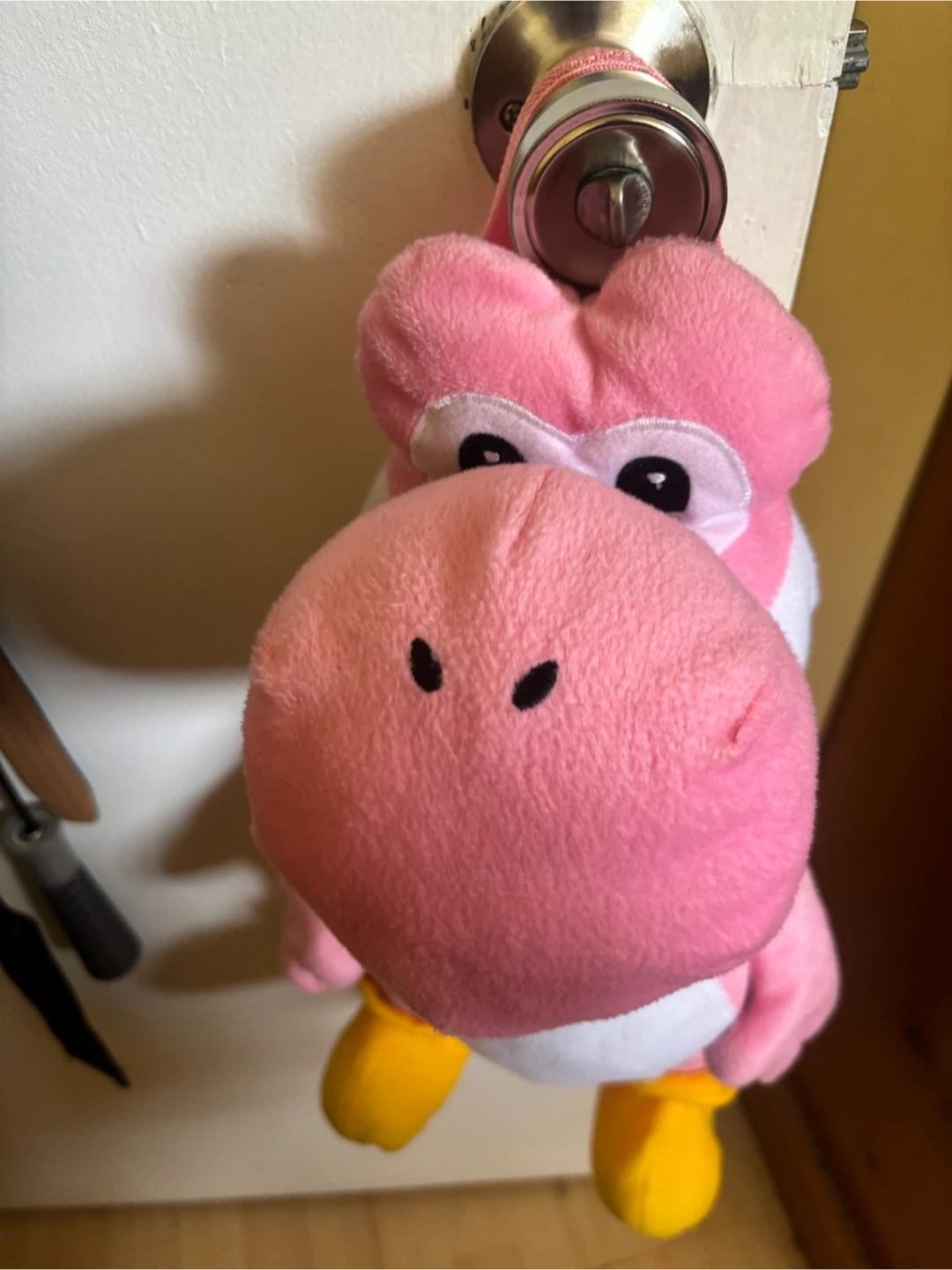 Nintendo pink yoshi plush backpack from 2011 - photo 2