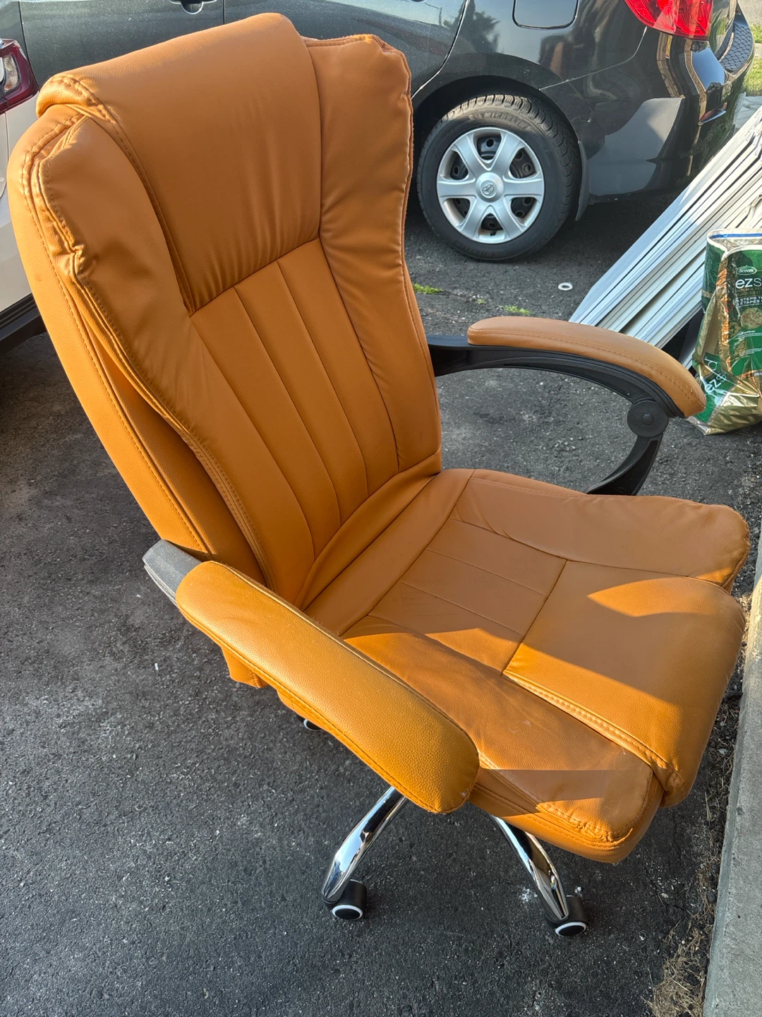 Tan Office Chair - photo 3