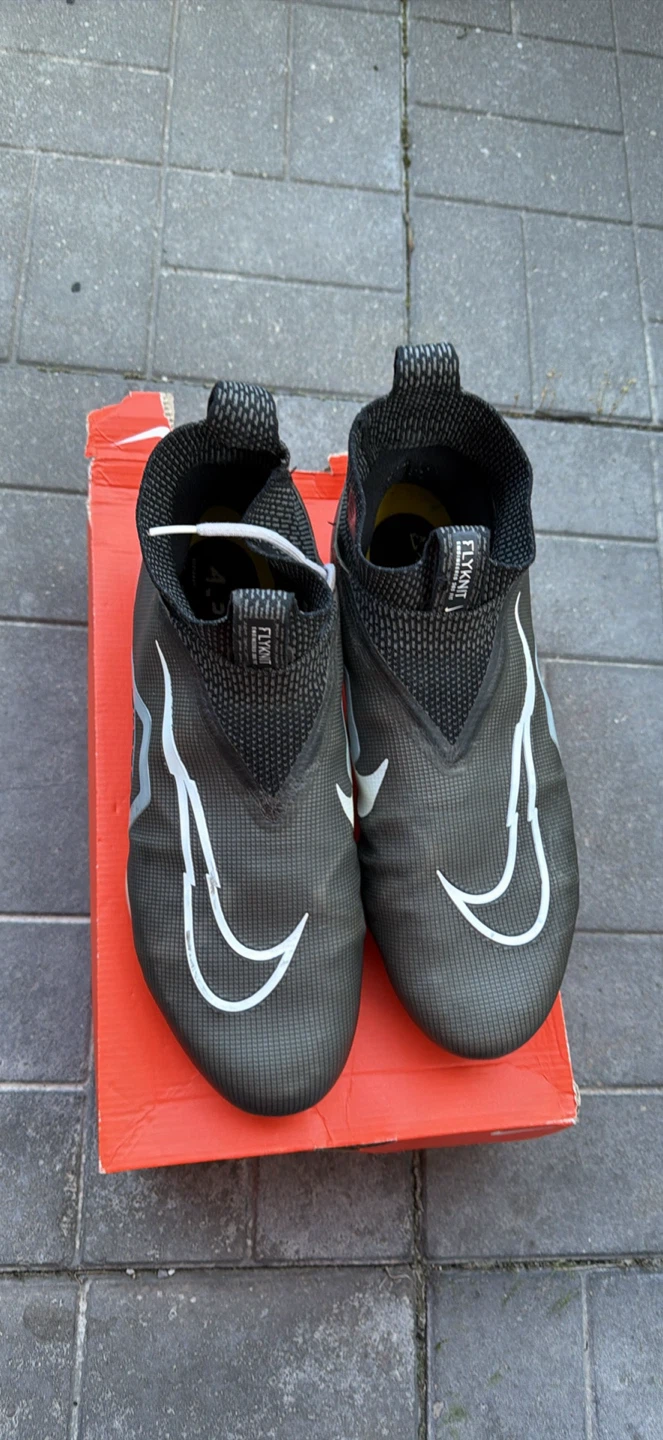 Nike Alpha Men's Football Cleats - photo 2
