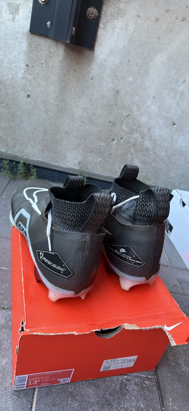 Nike Alpha Men's Football Cleats - photo 4