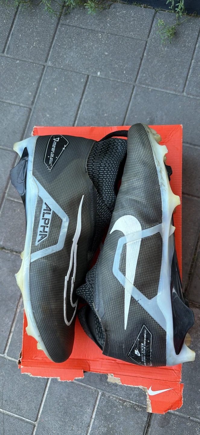 Nike Alpha Men's Football Cleats - photo 5