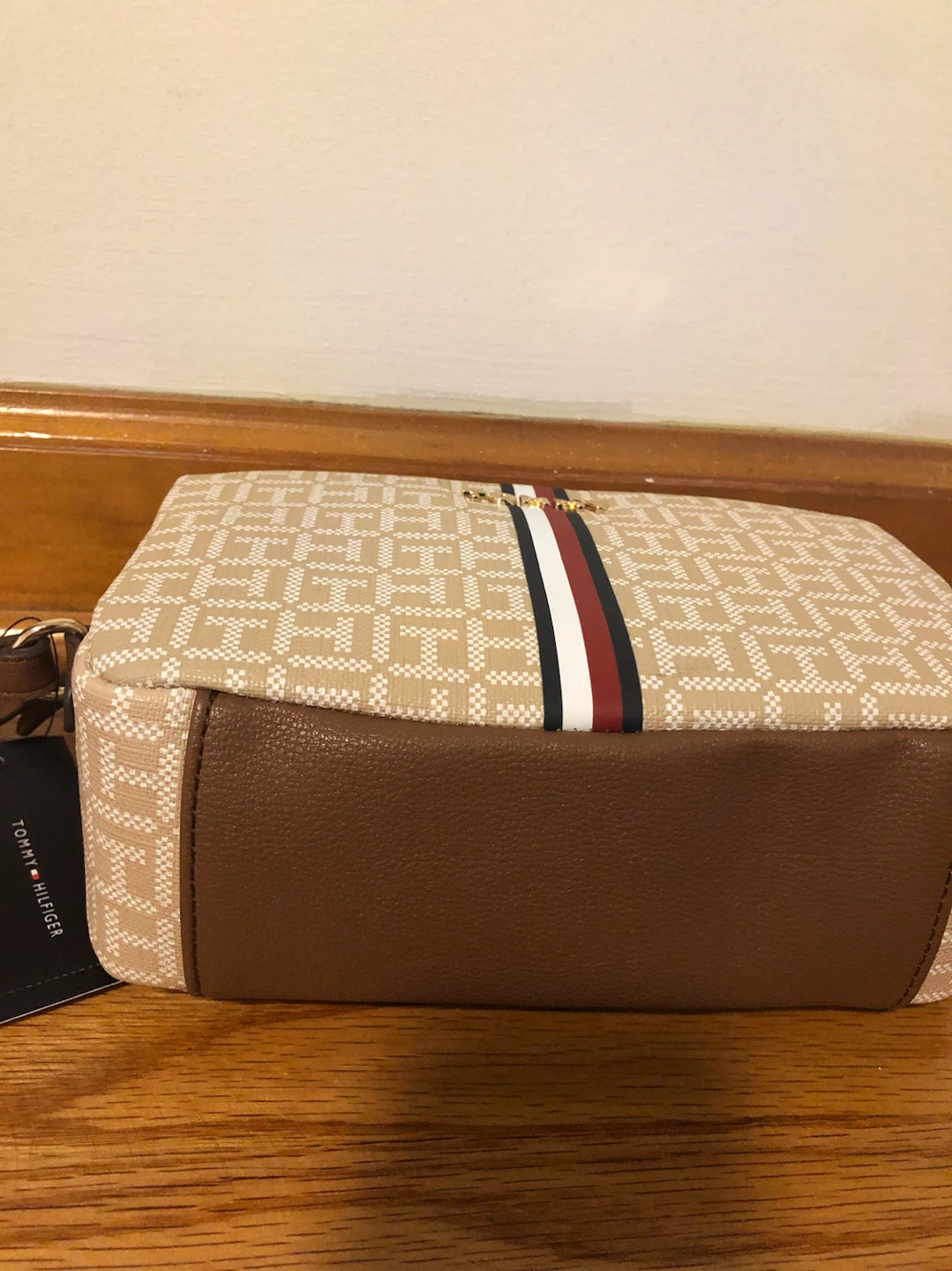Tommy Hilfiger Monogram Crossbody Bag - photo 3