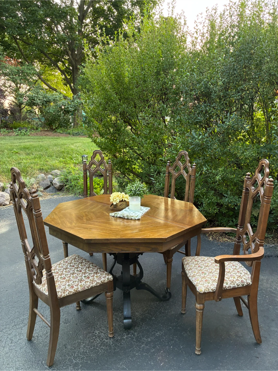 Octagonal Dining Table with 6 Chairs - photo 3