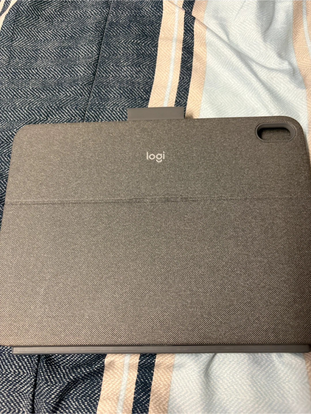 Logitech Folio Touch Keyboard Case for iPad 10th Gen