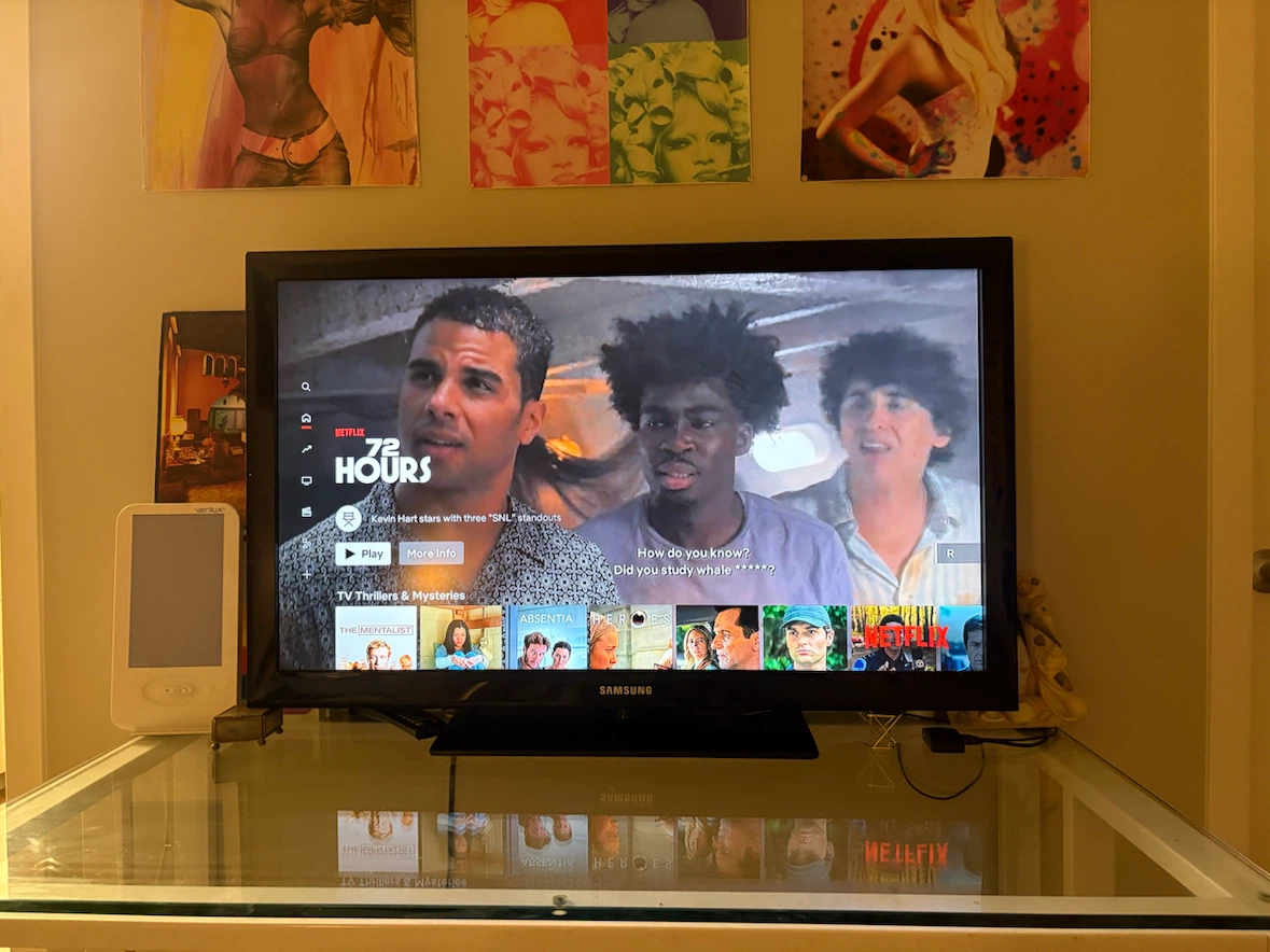 Samsung 40” TV – Great Condition + Remote Included - photo 4