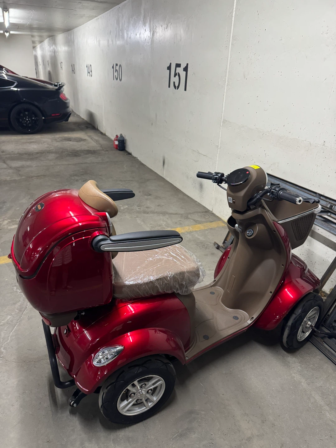 VEVOR Heavy Duty 4-Wheel Mobility Scooter - photo 4