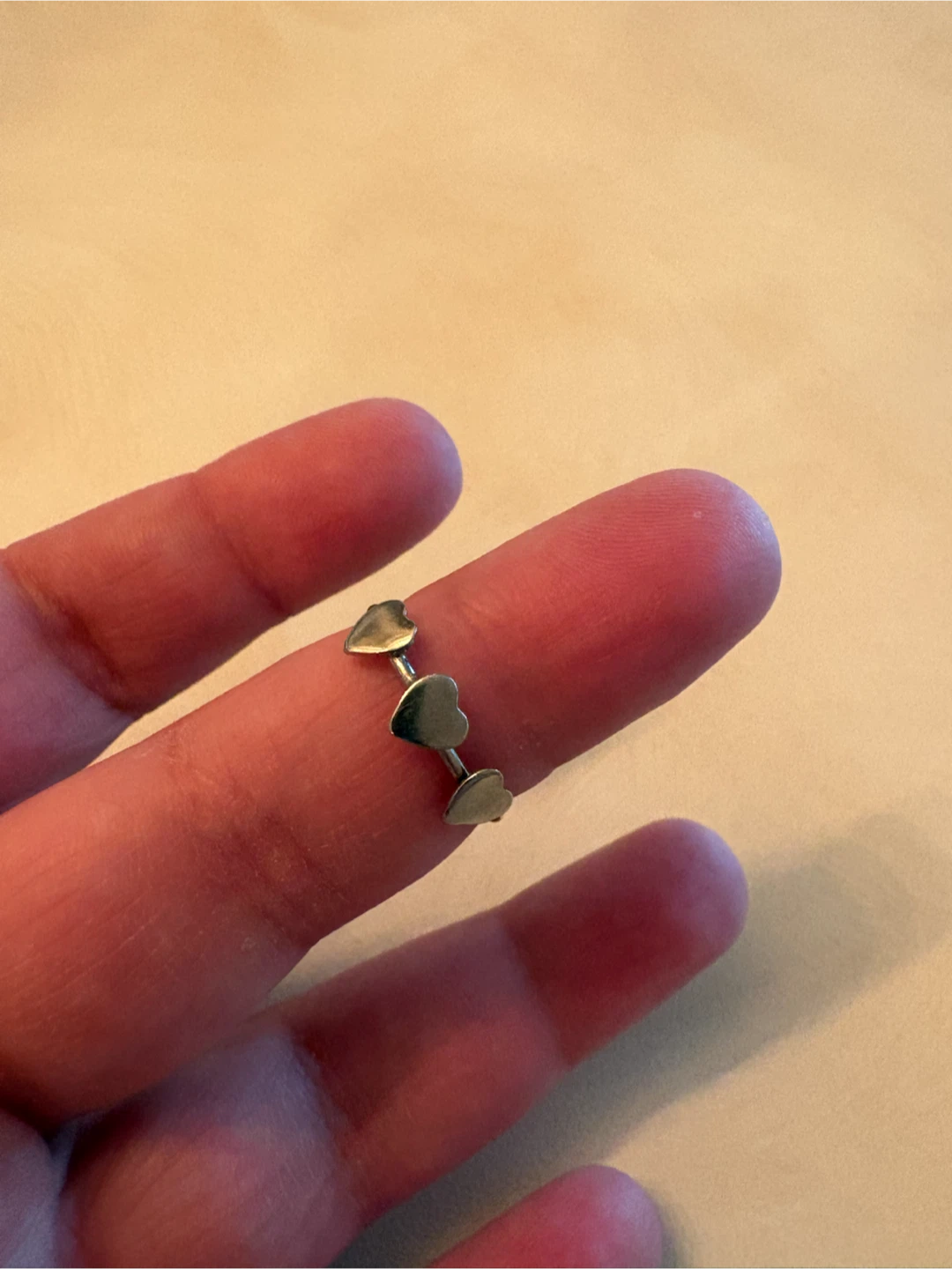 Minimalist Three Heart Ring - photo 2