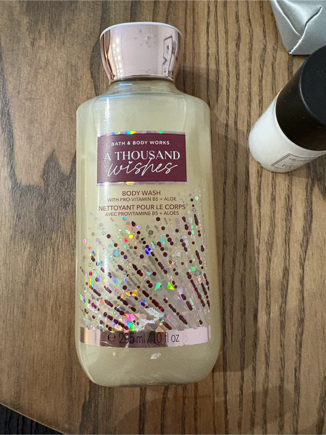 Bath & Body Works – A Thousand Wishes Body Wash (295 mL)