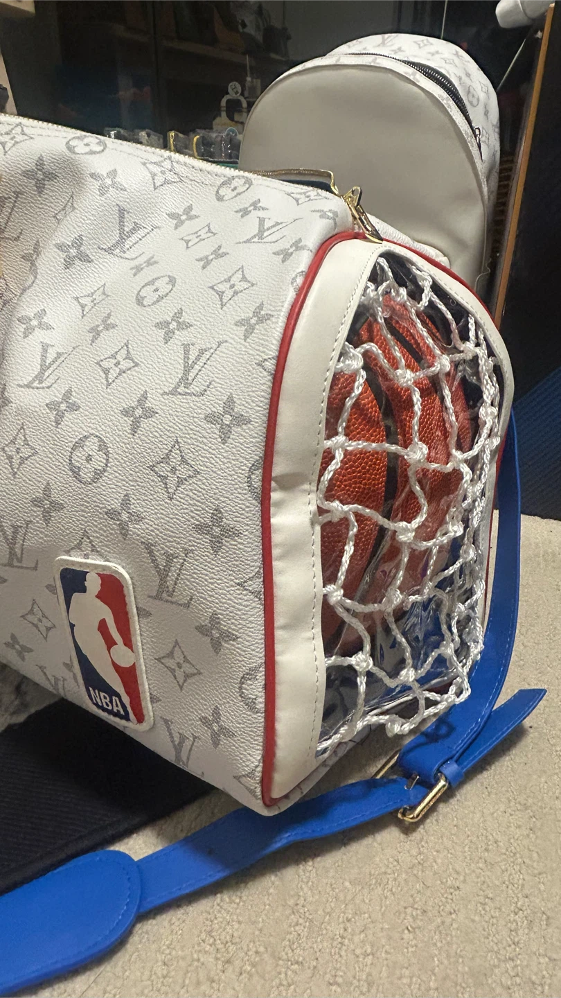 White LV x NBA keepall duffle bag - photo 3