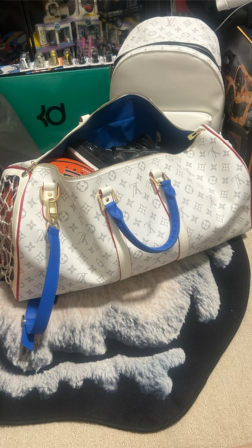 White LV x NBA keepall duffle bag - photo 4