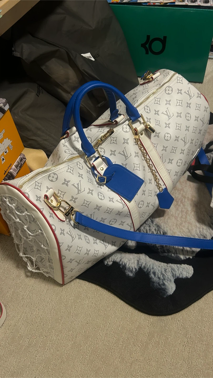 White LV x NBA duffle bag + white LV backpack - photo 2