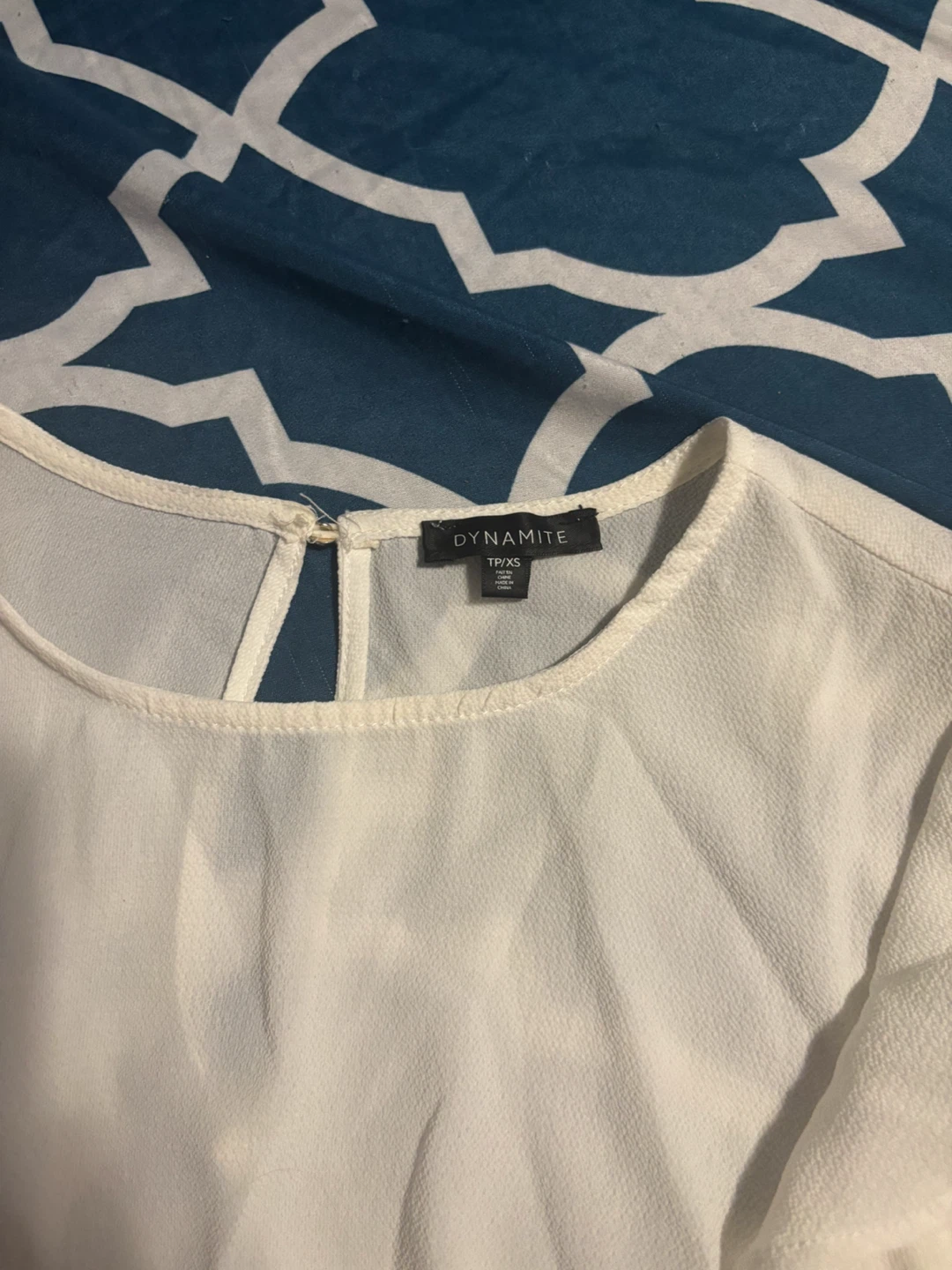 Dynamite White Ruffle Sleeve Blouse Top - XXS - photo 2