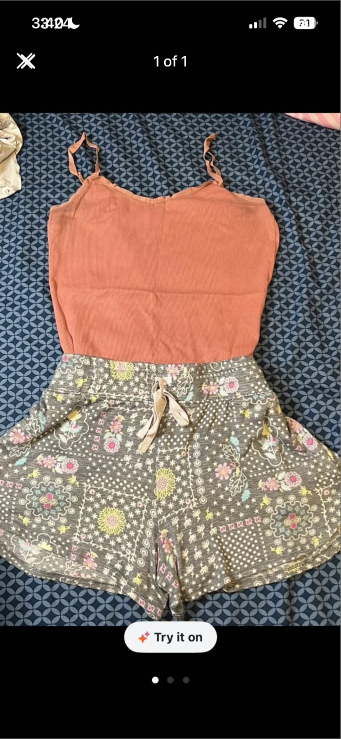 Bundle of Women's Pajama Sets - photo 3