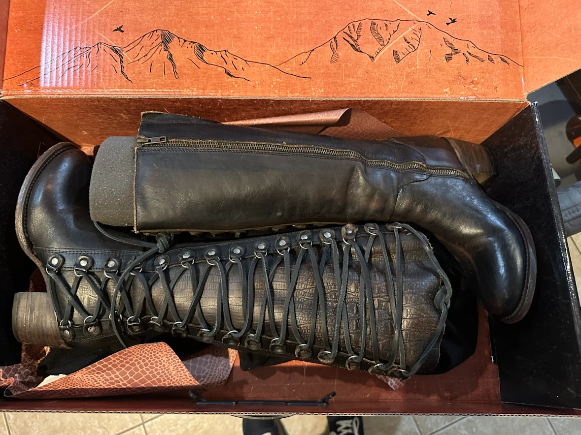 FREEBIRD Chapelle Black Multi Boots Size 6