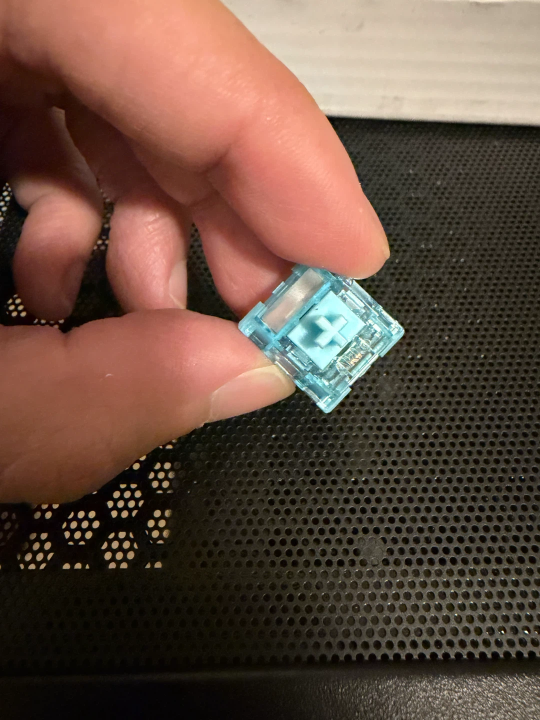 Akko Creamy Blue Pro V5 Mechanical Keyboard Switches (45 pcs) - photo 4