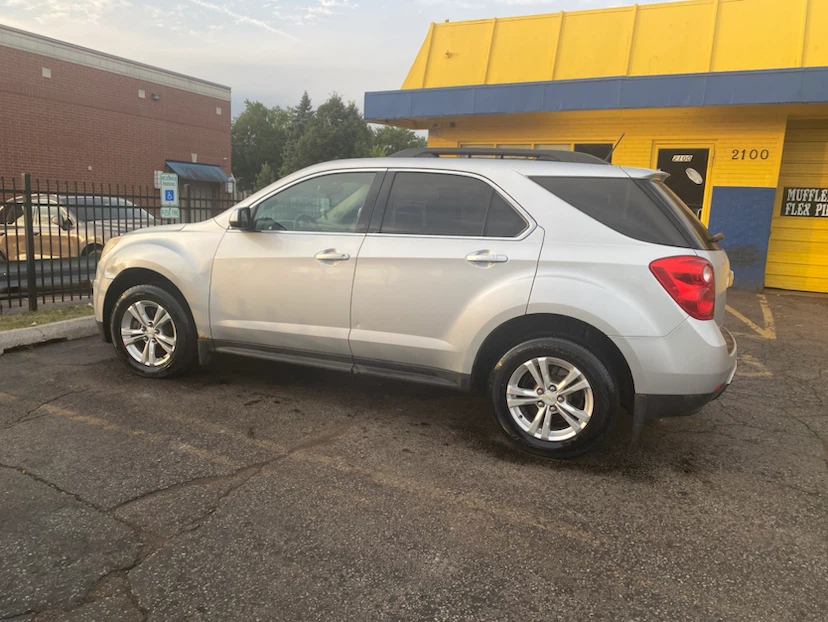 Silver Chevrolet Equinox SUV