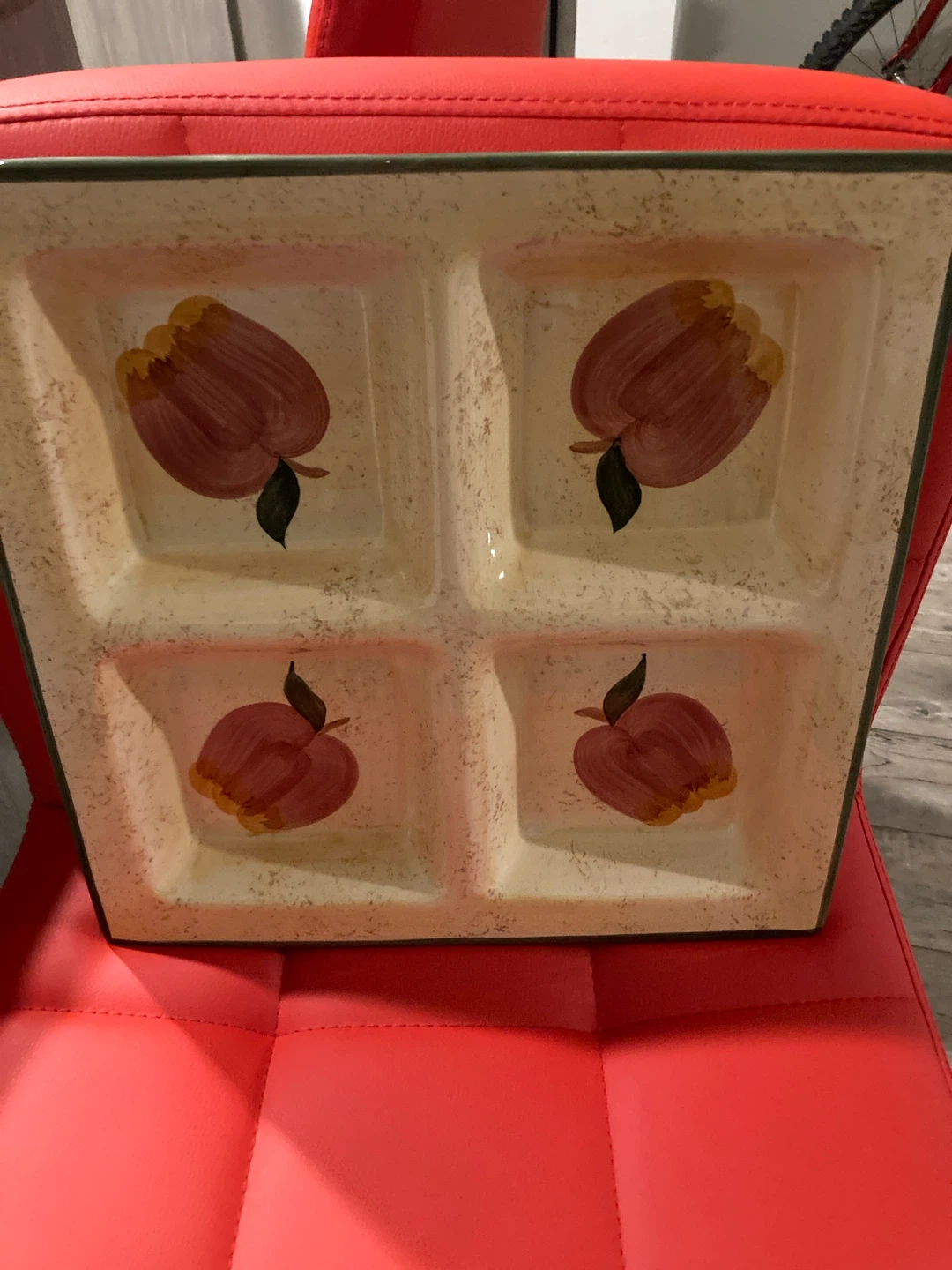 Hand-painted Ceramic Serving Dish with Apple Design - photo 2