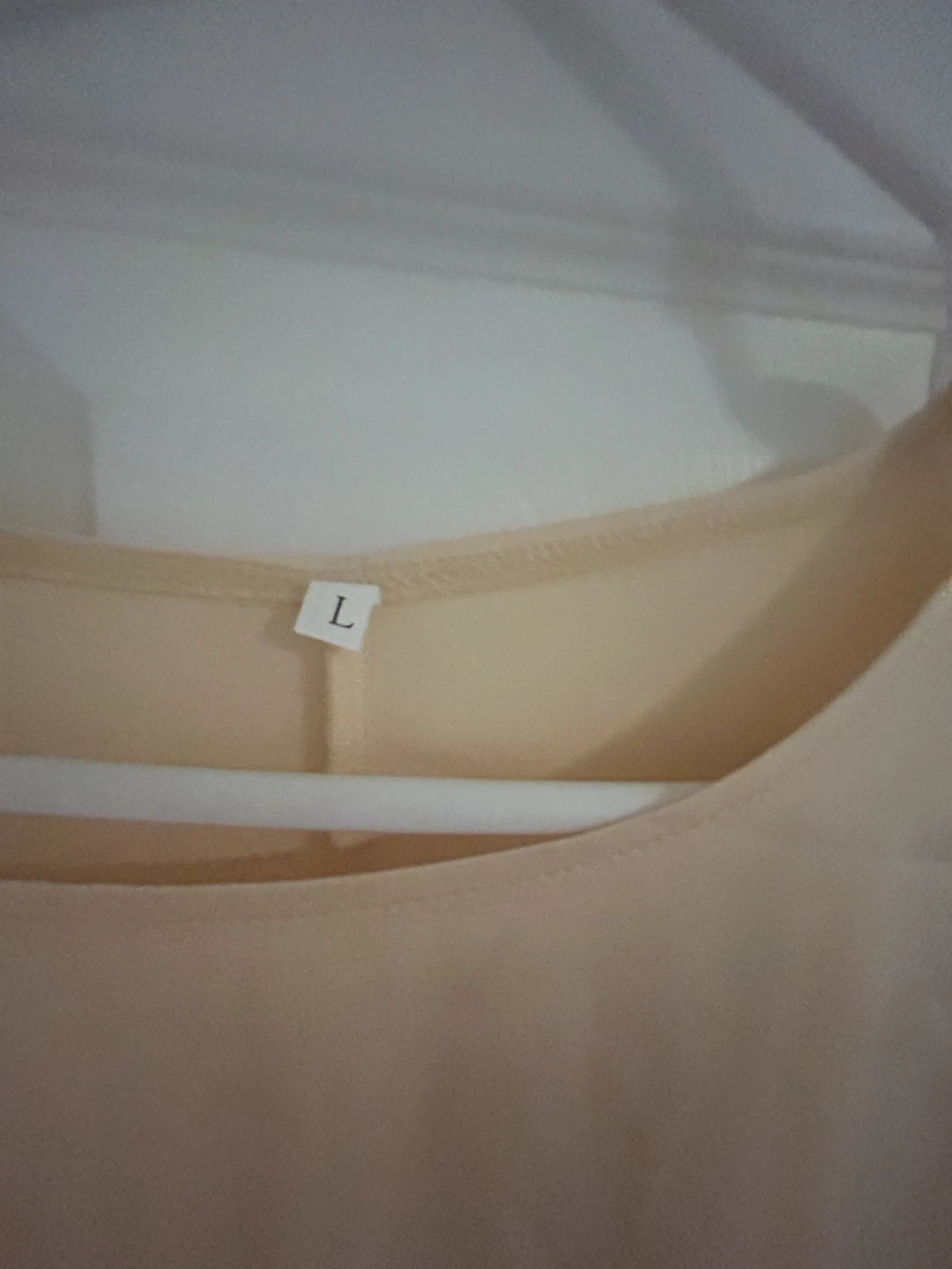 Cream satin abaya with belt - photo 3