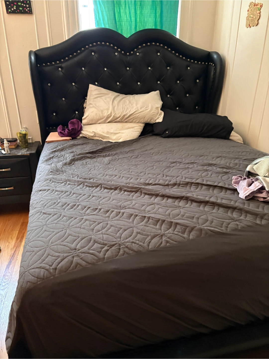Black Wingback Headboard Bed Set - photo 5