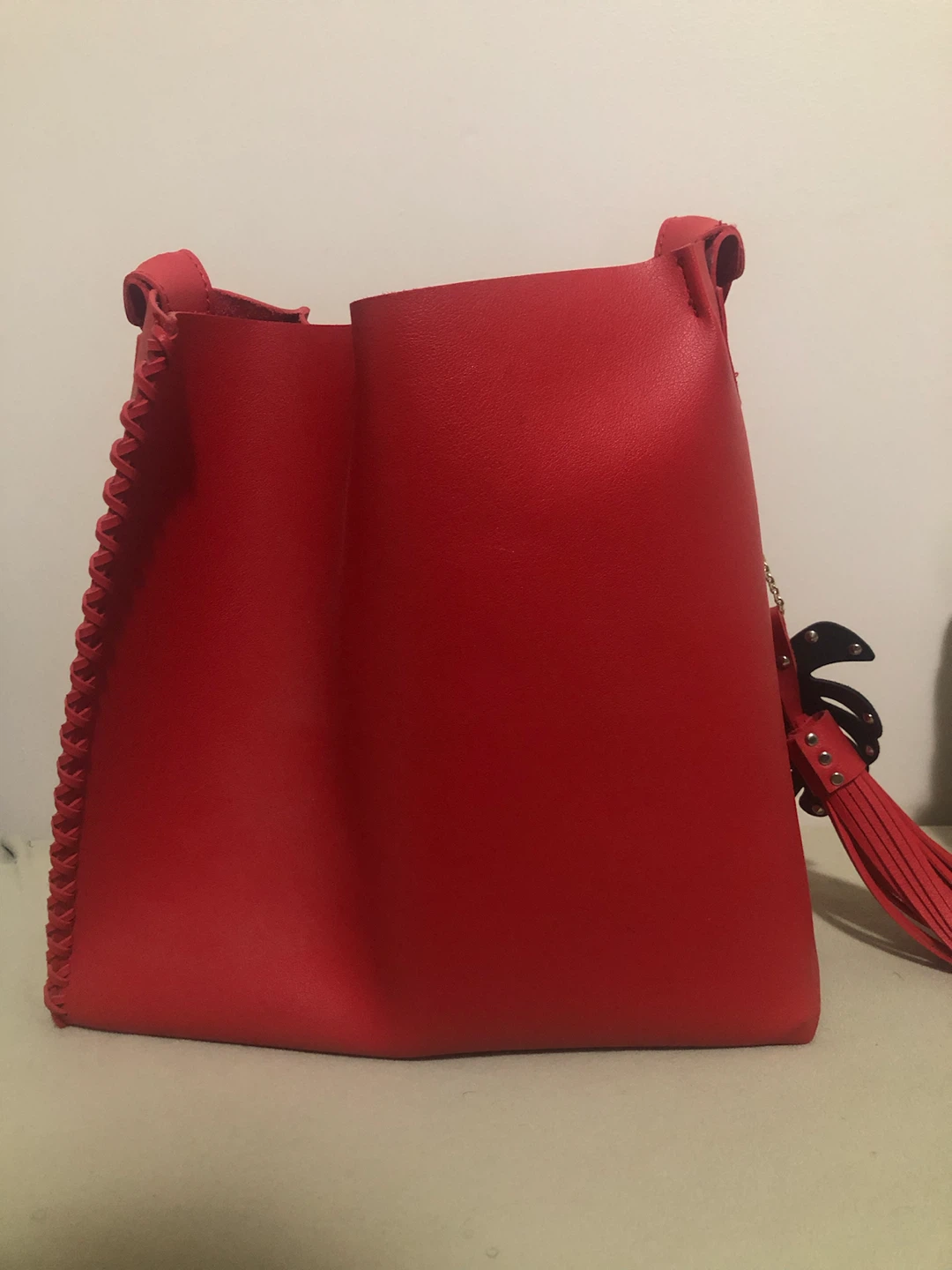 JOANEL Red Tote Bag with Leaf Charm - photo 2