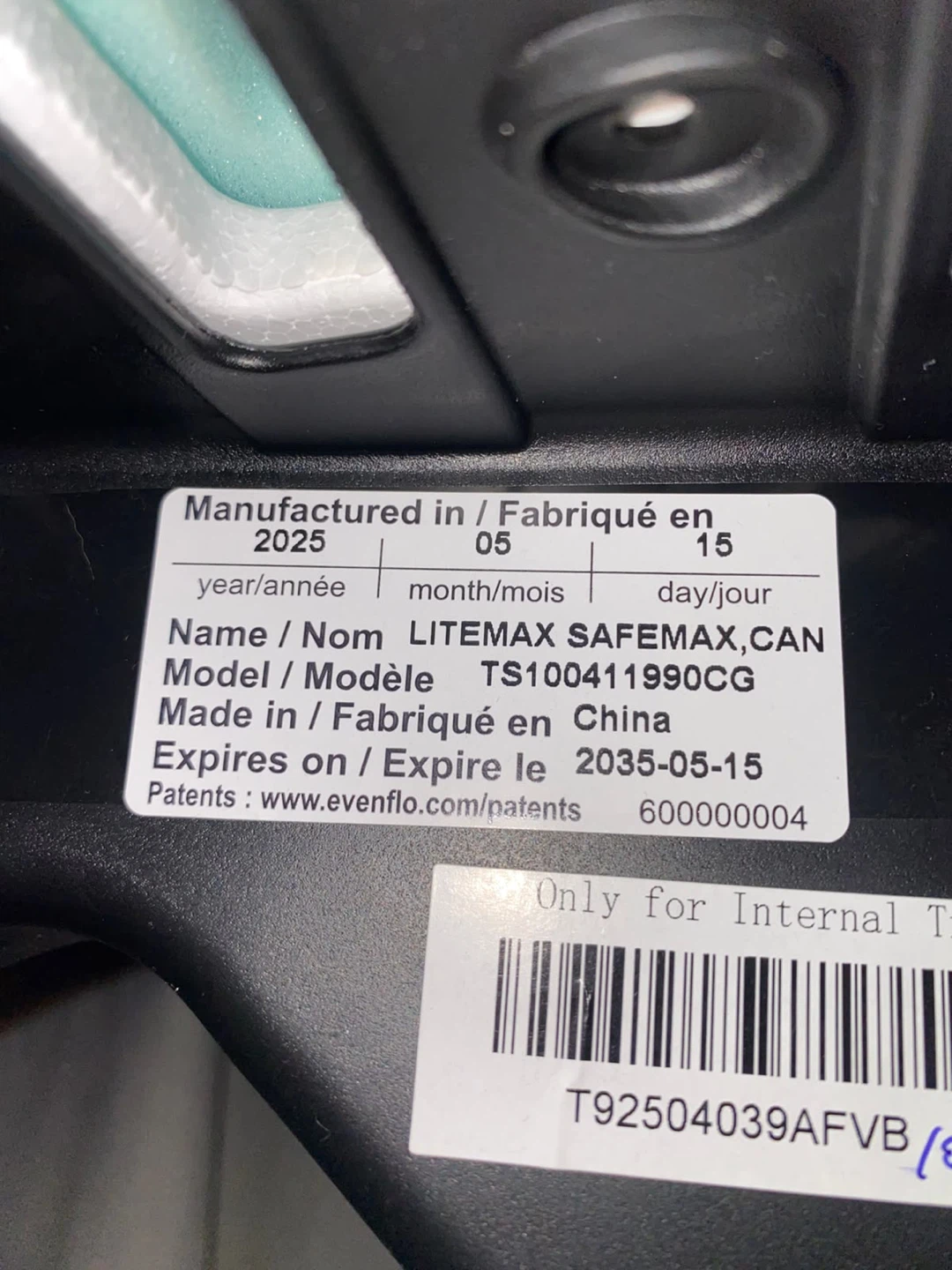 Evenflo LiteMax Infant Car Seat - photo 4