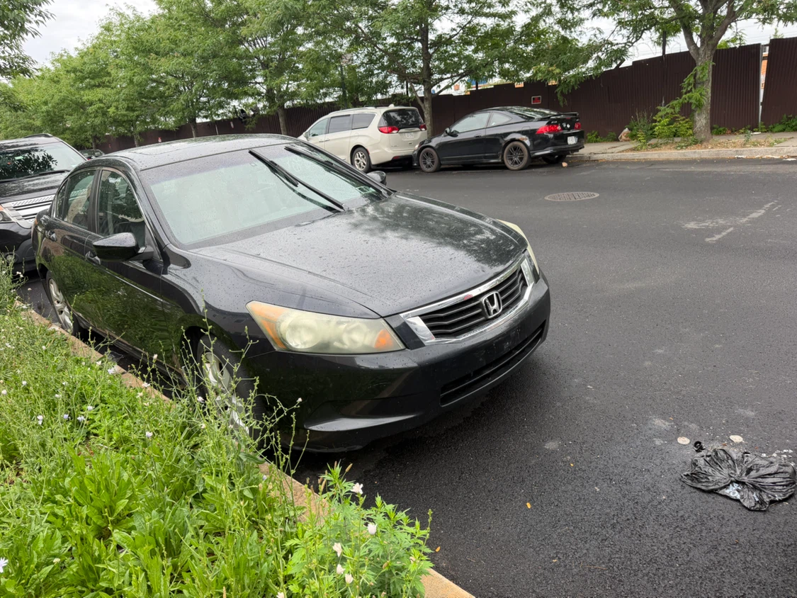Black Honda Accord Sedan - photo 3