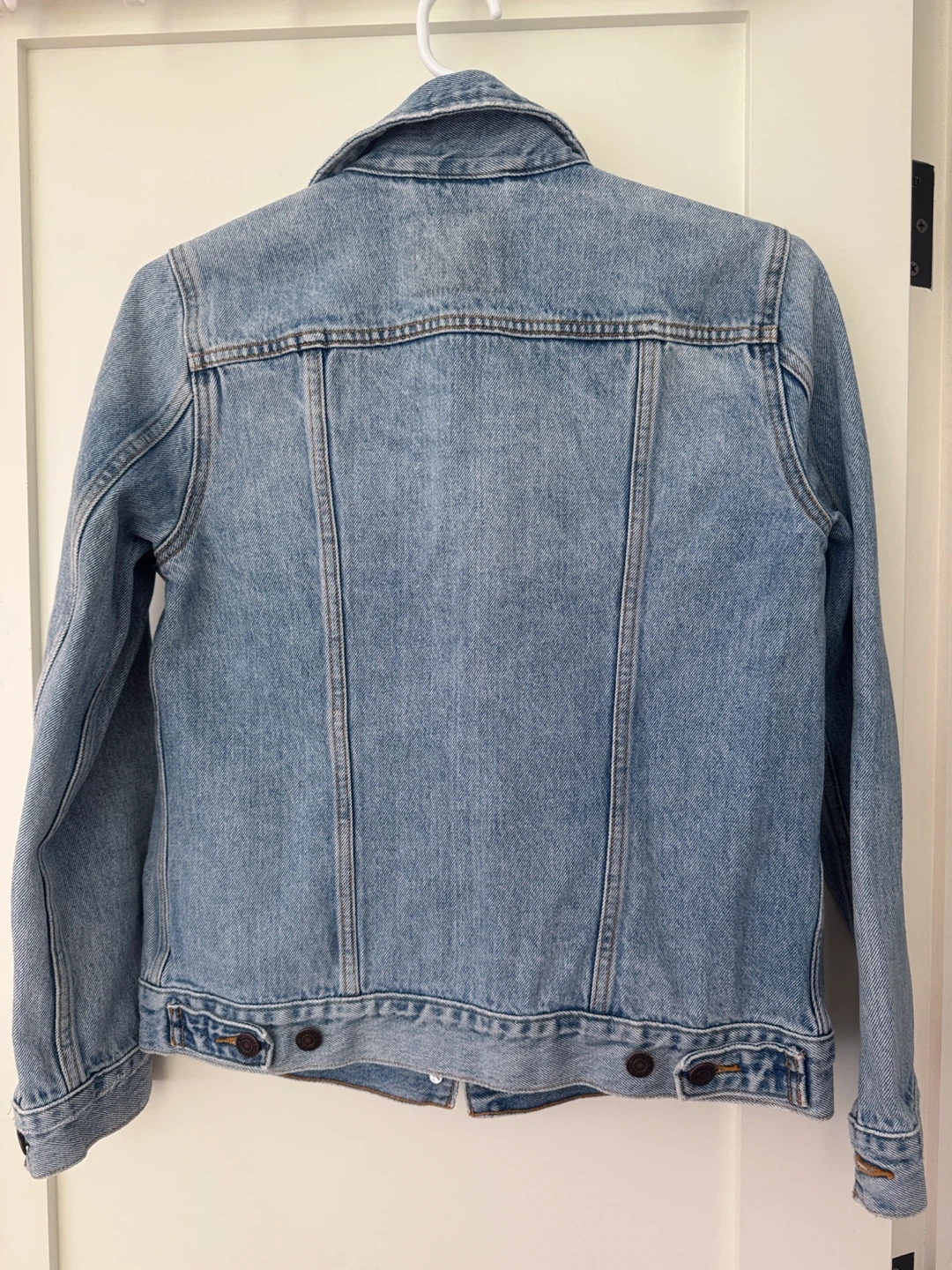 Levi Strauss & Co. Denim Jacket - Size S - photo 3