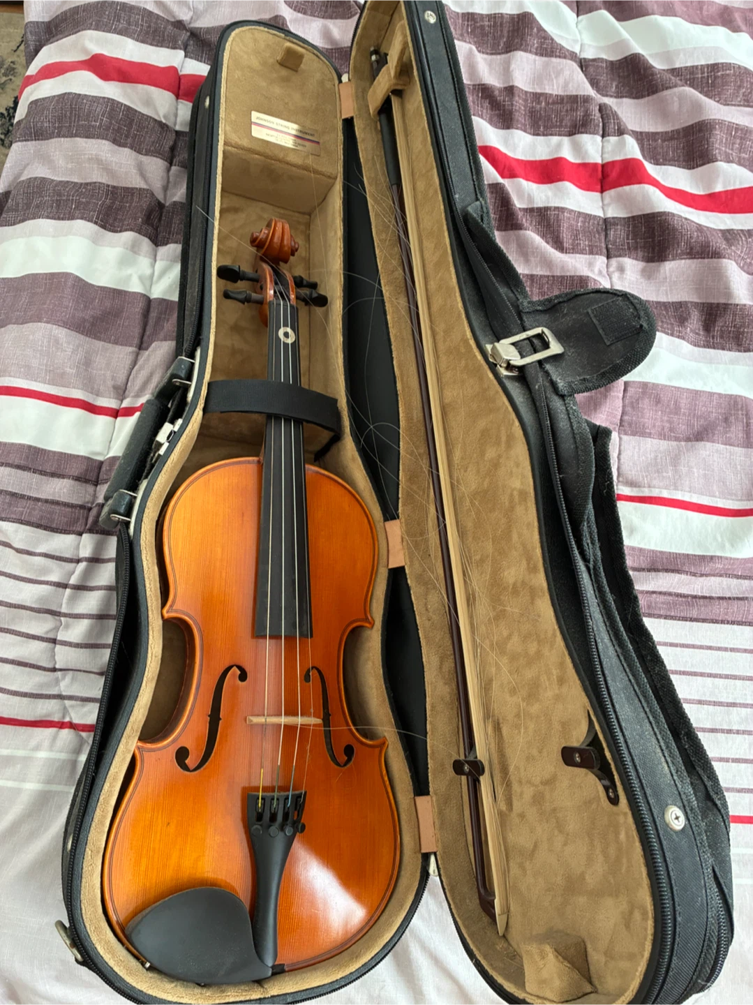 Acoustic Violin with Case and Bow