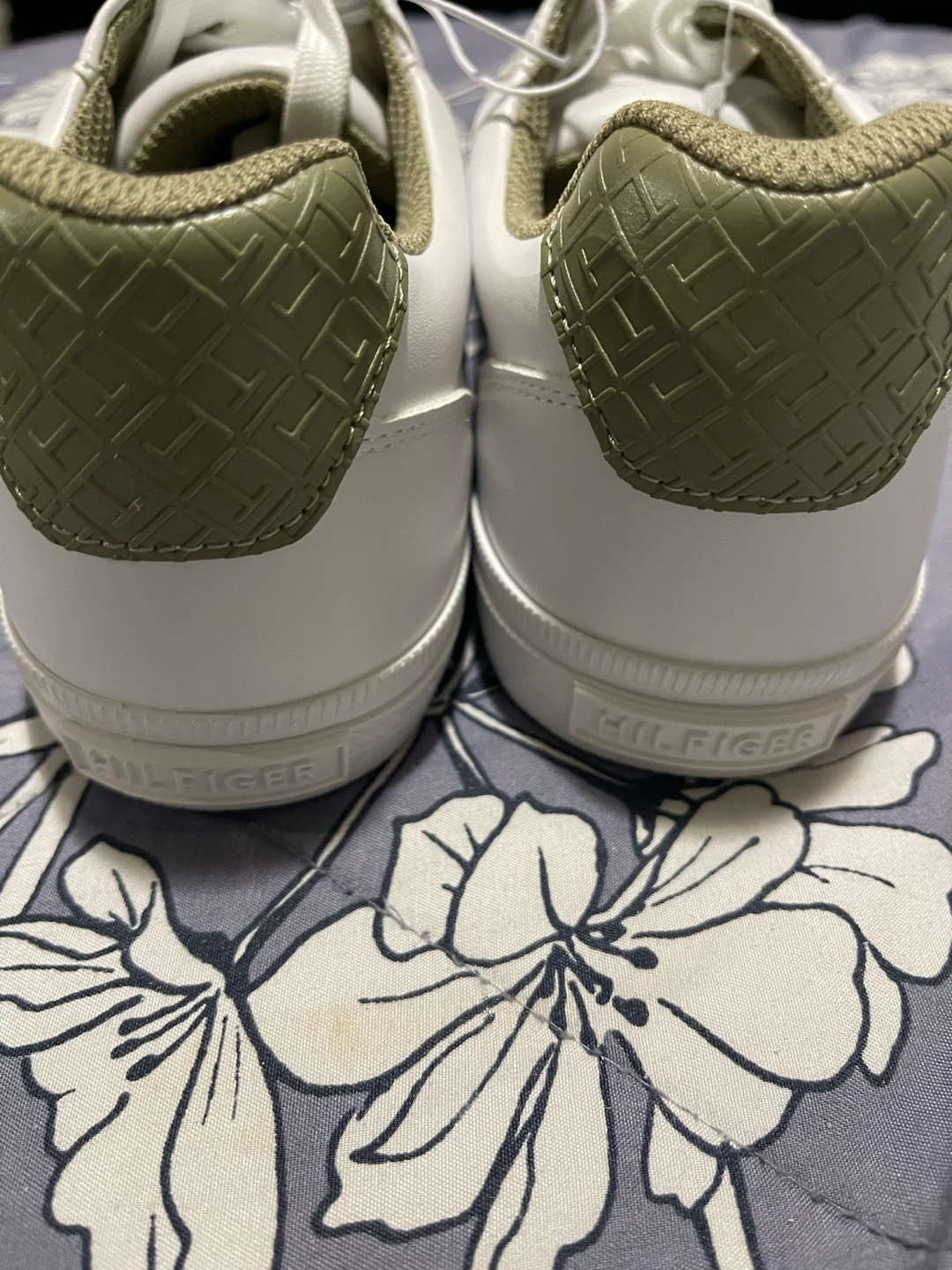 Tommy Hilfiger Women's White Sneakers