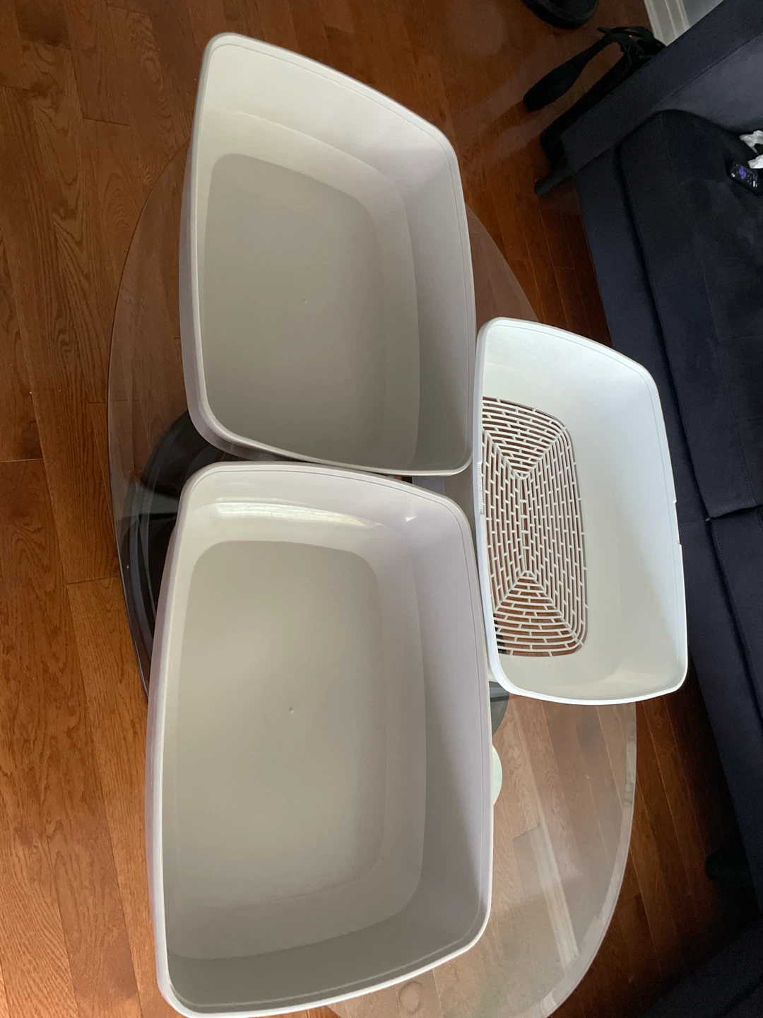 Cat litter box