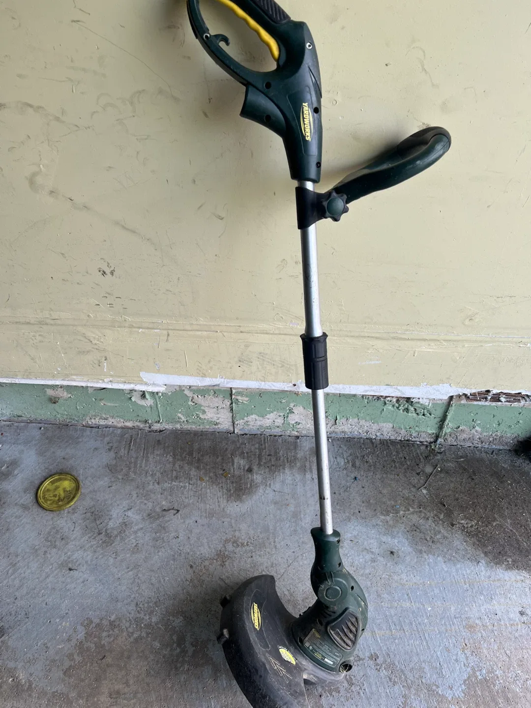 Yardworks Electric Grass Trimmer/Edger - photo 4